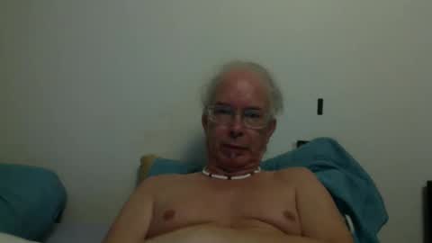 Snapshot of 808dred chatting on April 9, 2026, 4:23 am 808dred online show from April 9, 2026, 4:23 am