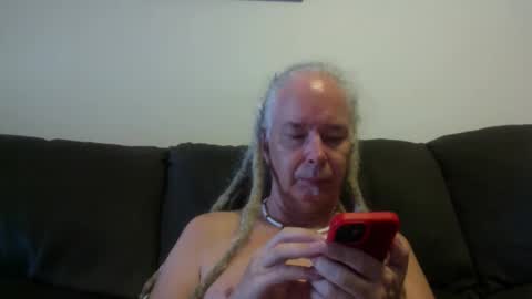 Snapshot of 808dred chatting on April 18, 2026, 7:40 pm 808dred online show from April 18, 2026, 7:40 pm
