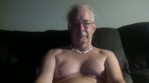 Snapshot of 808dred chatting on April 21, 2026, 9:37 am 808dred online show from April 21, 2026, 9:37 am