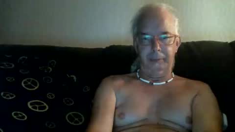 Snapshot of 808dred chatting on May 13, 2026, 11:18 am 808dred online show from May 13, 2026, 11:18 am