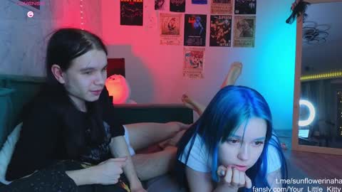 Snapshot of 819sunflowerinahat2016 chatting on January 12, 2025, 10:12 pm Cornelia and Dante online show from January 12, 2025, 10:12 pm