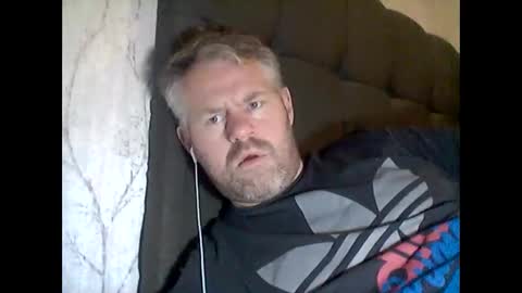 81jonnyx online show from December 6, 2024, 11:14 pm