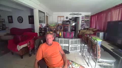 Snapshot of 86406stud chatting on September 20, 2025, 11:39 pm 86406stud online show from September 20, 2025, 11:39 pm