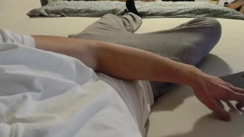 Snapshot of 87johnny chatting on March 5, 2026, 9:33 pm 87johnny online show from March 5, 2026, 9:33 pm