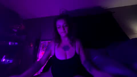 Snapshot of 88heygirlhey88 chatting on November 1, 2025, 9:44 am That girl online show from November 1, 2025, 9:44 am