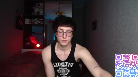 Snapshot of 8_goat chatting on December 18, 2025, 6:58 pm Phillip online show from December 18, 2025, 6:58 pm