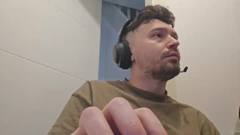 8inchdude93 online show from July 12, 2026, 6:59 am