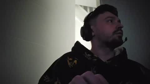 8inchdude93 online show from July 18, 2026, 7:12 am