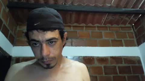 8inchescol online show from January 21, 2025, 8:21 pm