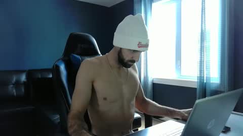 8james5 online show from December 10, 2024, 5:44 pm