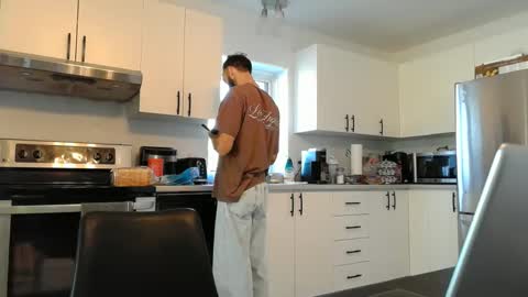 8james5 online show from October 2, 2025, 2:02 pm