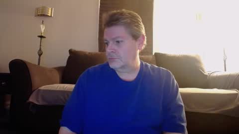 Snapshot of 989guy chatting on February 6, 2025, 2:11 am 989guy online show from February 6, 2025, 2:11 am