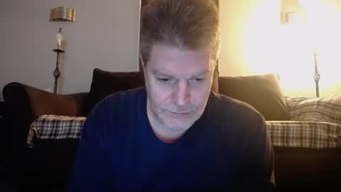 Snapshot of 989guy chatting on December 14, 2025, 4:12 pm 989guy online show from December 14, 2025, 4:12 pm