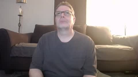 Snapshot of 989guy chatting on February 12, 2026, 12:27 am 989guy online show from February 12, 2026, 12:27 am