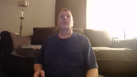 Snapshot of 989guy chatting on March 16, 2026, 7:51 pm 989guy online show from March 16, 2026, 7:51 pm