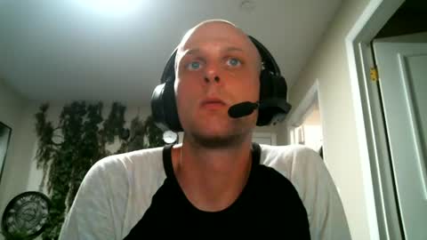 Hung dad online show from July 9, 2026, 8:46 pm