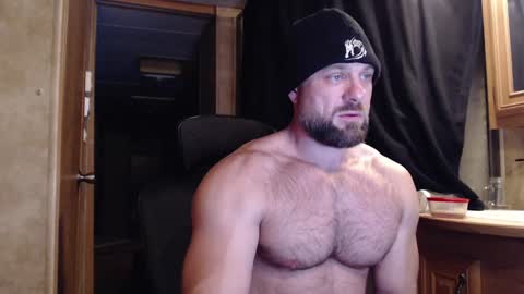 9 fat inches online show from February 6, 2025, 4:10 am