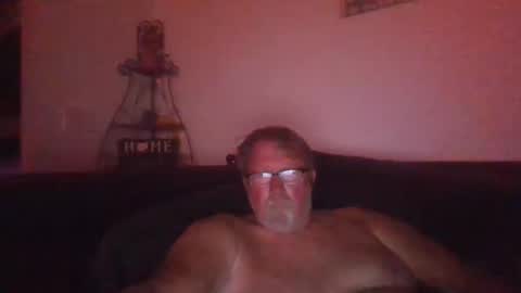 9gecko696969 online show from October 8, 2025, 7:39 am