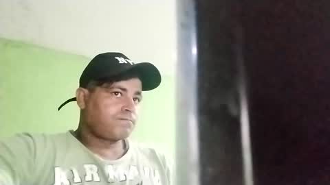 9vinhocamshow online show from February 2, 2025, 6:15 am