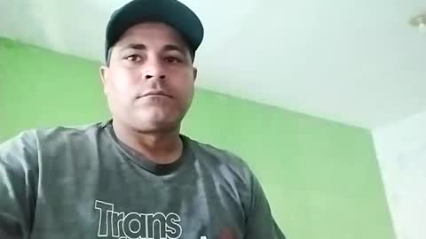 9vinhocamshow online show from December 21, 2025, 6:15 pm