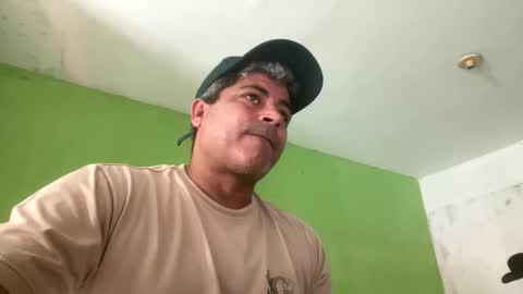 9vinhocamshow online show from March 24, 2026, 11:48 am