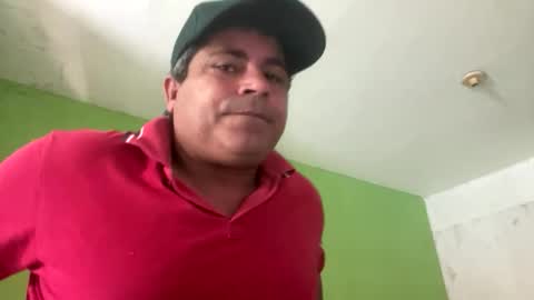 9vinhocamshow online show from April 10, 2026, 11:37 am