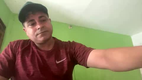 9vinhocamshow online show from April 23, 2026, 12:29 pm