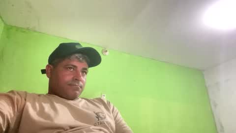 9vinhocamshow online show from April 25, 2026, 12:02 am