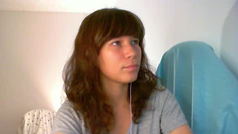 _0zen_ online show from January 27, 2025, 12:37 pm