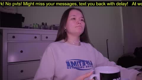 _3x7_ online show from October 2, 2025, 9:16 am