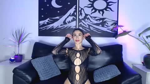 Maia  Martin online show from May 20, 2026, 5:41 pm