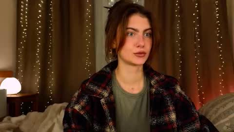 Snapshot of _a_n_n_y_ chatting on January 5, 2026, 9:18 pm Willow online show from January 5, 2026, 9:18 pm