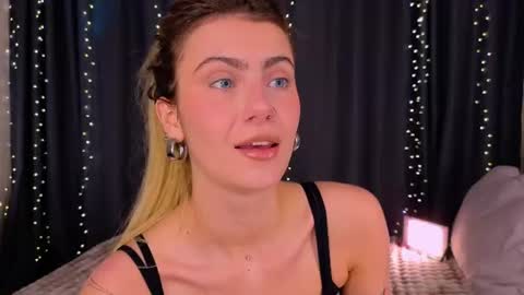 Willow online show from June 15, 2026, 9:39 pm