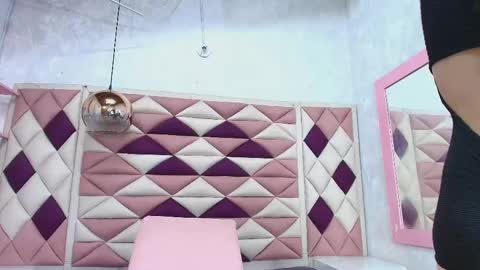  abby rouss online show from September 19, 2025, 3:08 am