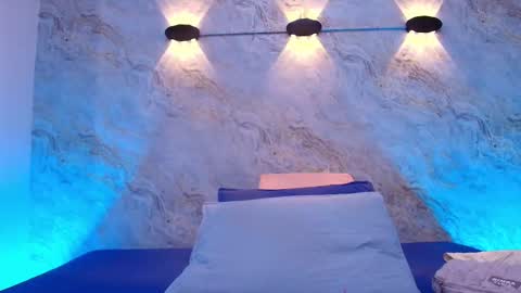  abby rouss online show from October 1, 2025, 3:01 am