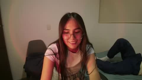 Snapshot of _abbyyyy_ chatting on April 23, 2026, 1:29 am abby 3 online show from April 23, 2026, 1:29 am