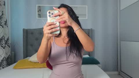 Adelle online show from July 6, 2026, 10:34 am