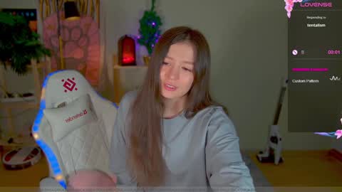 Emy online show from January 2, 2025, 2:43 am