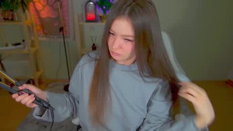 Emy online show from January 5, 2025, 1:13 am
