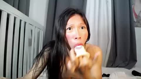 Snapshot of _agatha25 chatting on July 2, 2026, 3:23 am _agatha25 online show from July 2, 2026, 3:23 am