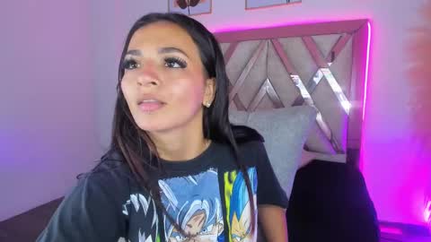 Snapshot of _akira22 chatting on September 29, 2025, 12:10 pm Akira online show from September 29, 2025, 12:10 pm