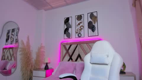 Snapshot of _akira22 chatting on November 29, 2025, 12:08 pm Akira online show from November 29, 2025, 12:08 pm