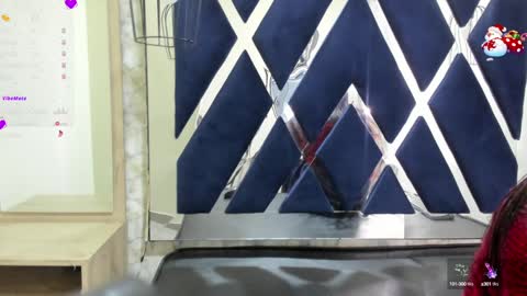 Snapshot of _alaia_collway_ chatting on December 24, 2024, 12:00 pm Alaia online show from December 24, 2024, 12:00 pm