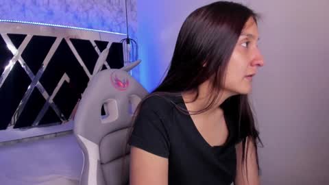 Snapshot of _alaia_collway_ chatting on January 31, 2025, 11:56 am Alaia online show from January 31, 2025, 11:56 am