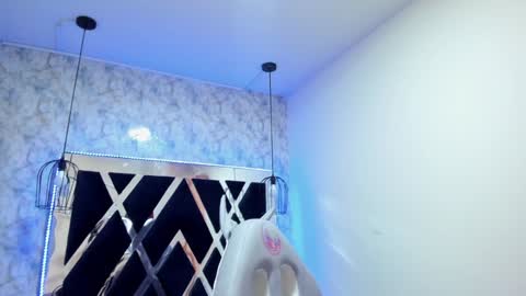 Snapshot of _alaia_collway_ chatting on January 31, 2025, 6:03 pm Alaia online show from January 31, 2025, 6:03 pm