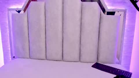 Snapshot of _alaia_collway_ chatting on February 17, 2025, 2:59 pm Alaia online show from February 17, 2025, 2:59 pm