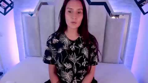 Snapshot of _alaia_collway_ chatting on February 26, 2025, 2:46 pm Alaia online show from February 26, 2025, 2:46 pm