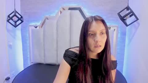 Snapshot of _alaia_collway_ chatting on March 3, 2025, 11:55 am Alaia online show from March 3, 2025, 11:55 am