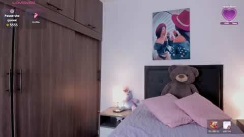 _alana_grey_ online show from July 7, 2026, 12:31 pm