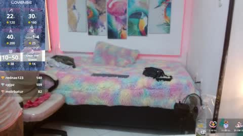_alegriamartinez_ online show from January 3, 2025, 8:43 pm